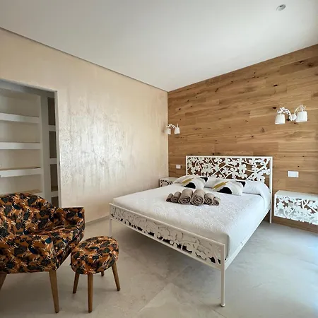 Luxury Jevaro - *