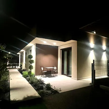 빌라 Luxury Jevaro - *
