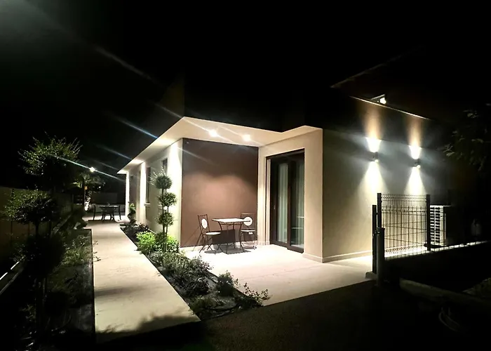 빌라 Luxury Jevaro - *